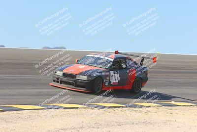 media/Oct-15-2023-Lucky Dog Racing Chuckwalla (Sun) [[f659570f60]]/2nd Stint Bowl/